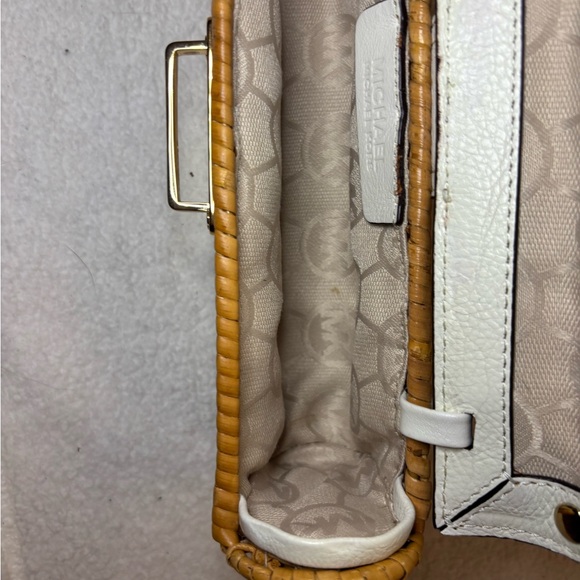 Micheal Michael Kors White and Tan Rattan Clutch EUC - Picture 9 of 11